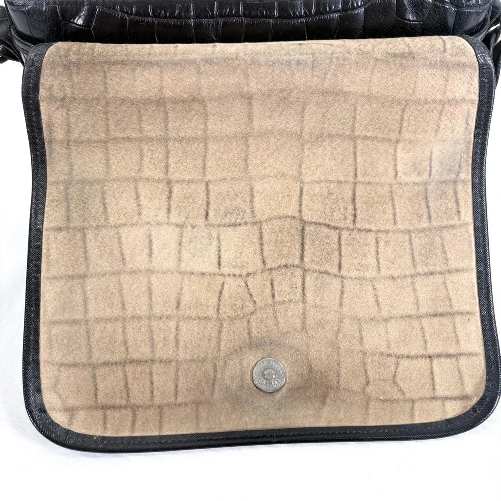 VTG Dooney & Bourke Black Croc Embossed Leather Flap Shoulder Bag‎ Purse